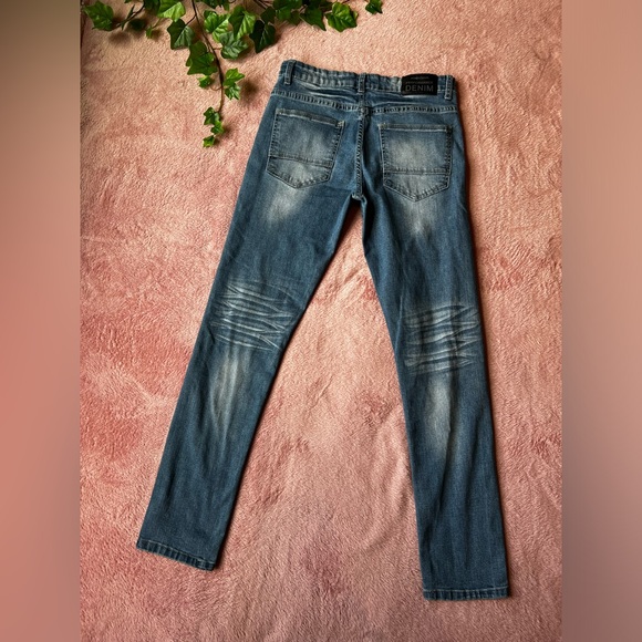 Modern couture, premium denim jeans - Picture 9 of 10